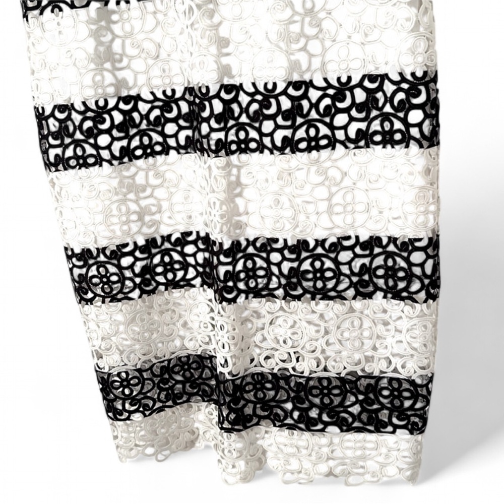 Elliatt Accolade Lace Dress Black White S - Picture 8 of 12